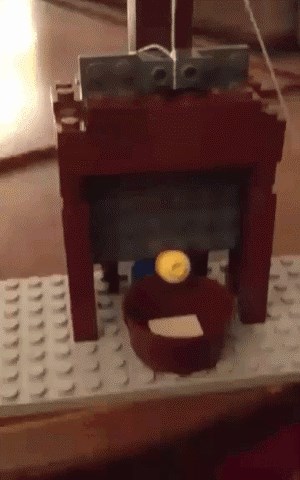 svasta od lego kockica....:)))...