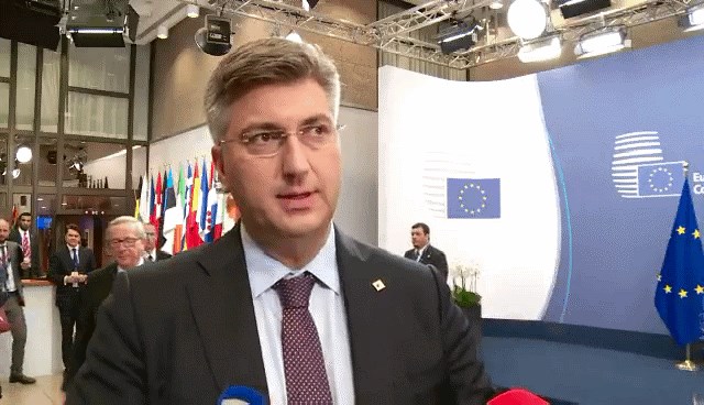 pusa dragi....:)))...