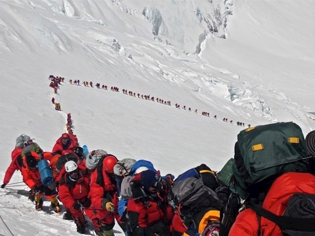 Planinari u pohodu na Mt. Everest, svibanj 2013.