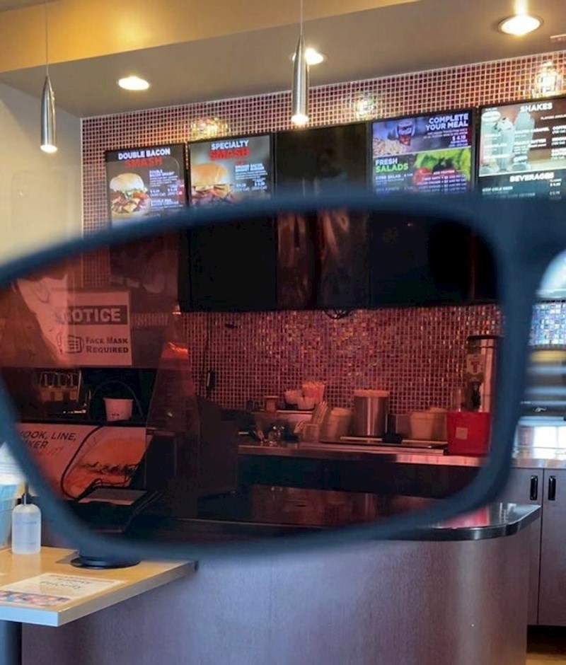 Tko zna što sam još propustio vidjeti otkad imam ove naočale