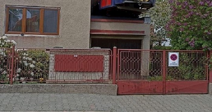Bizaran prizor s jedne garaže u Češkoj hit je na Fejsu: Kako je ovo uopće dospjelo tu?