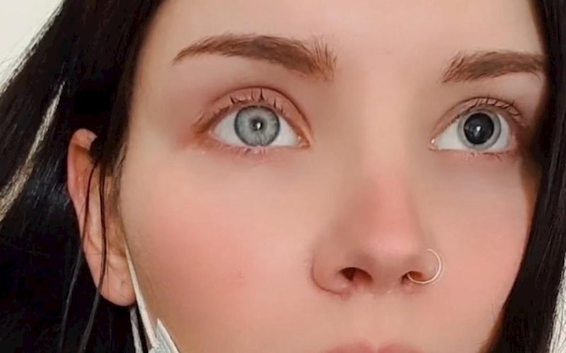 Ja i moj haski imamo slične oči