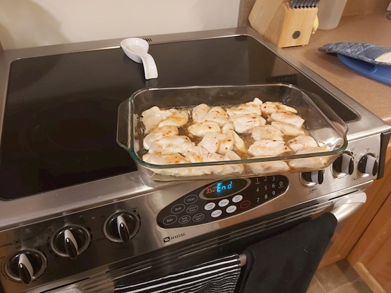 “Ovako moja žena ostavlja jelo nakon što ga izvadi iz pećnice. Imamo djecu i psa...”