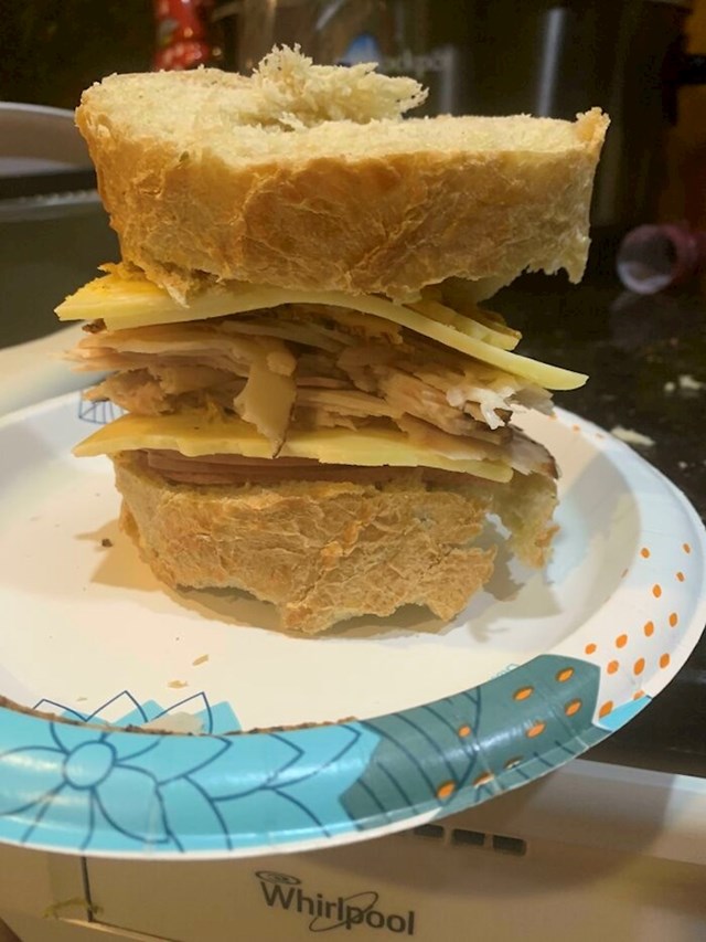Najružniji sendvič ikad!