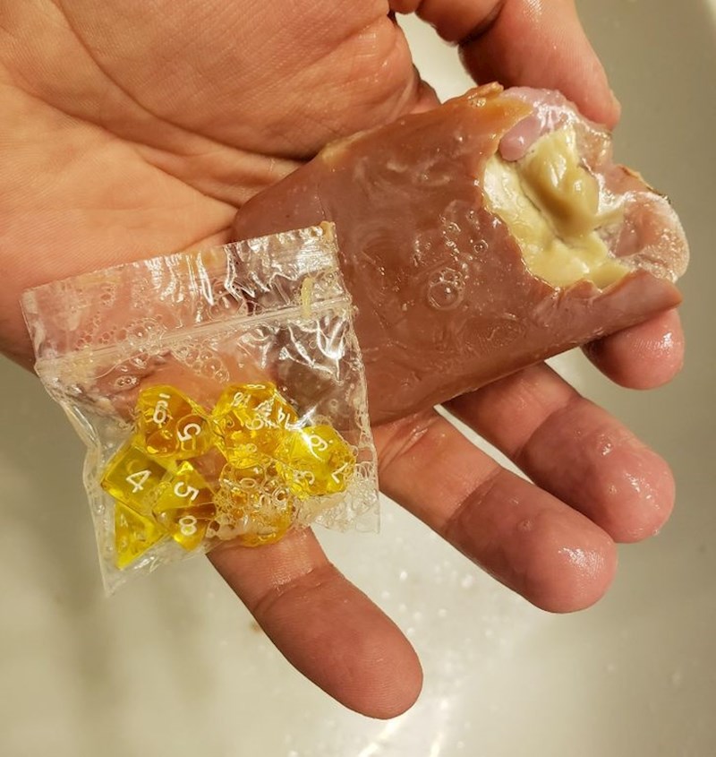 "Pronašla sam kockice u sapunu..."