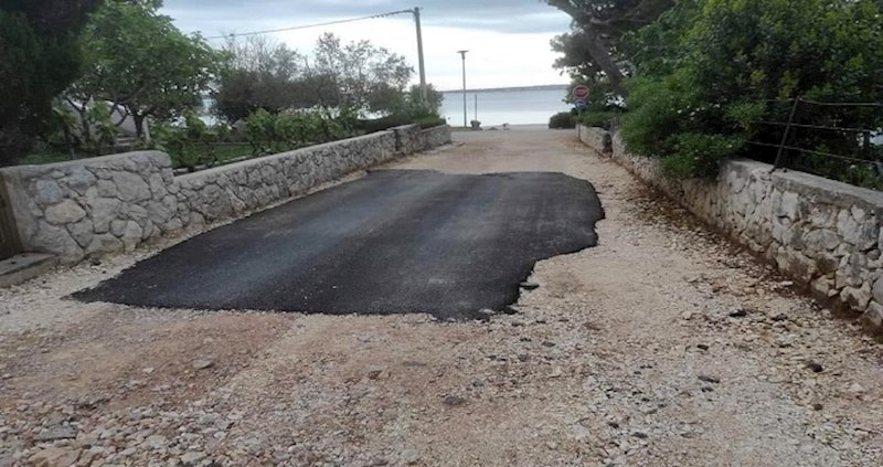 Priča o izborima u jednom komentaru. Da nije žalosno bilo bi smiješno
