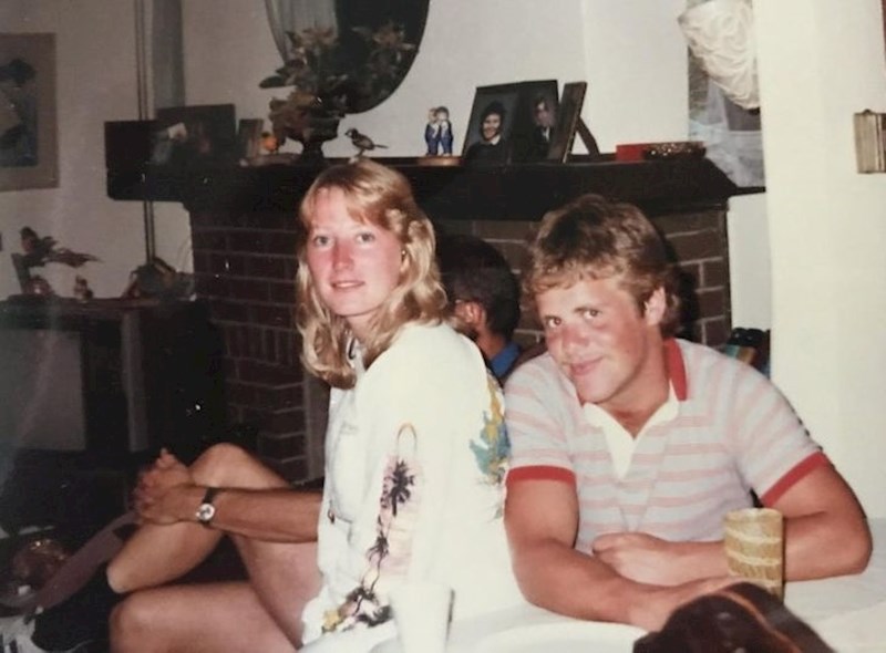 Ovo nisu njene noge, pogledajte opet!