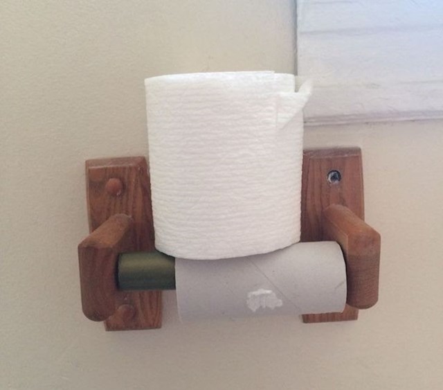 "Moja žena ovako mijenja rolu toaletnog papira..."