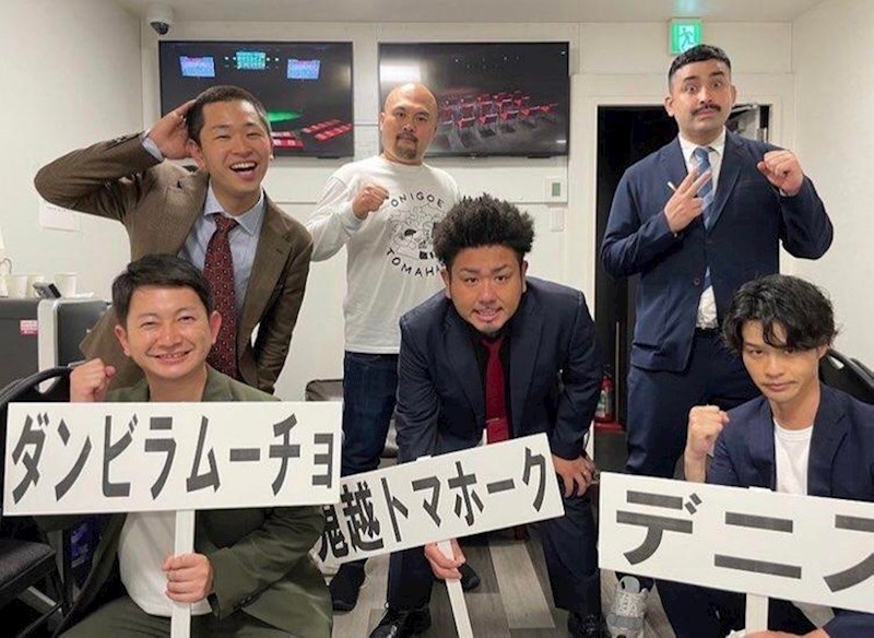 1. Kolaž od tri slike ili jedna fotka?