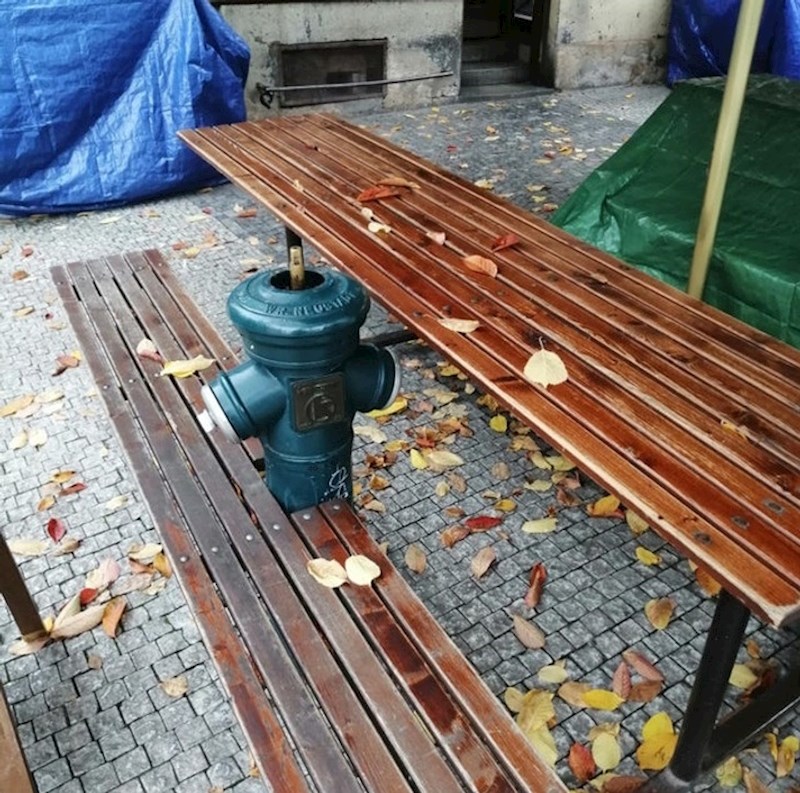 Ovo ne izgleda propisno