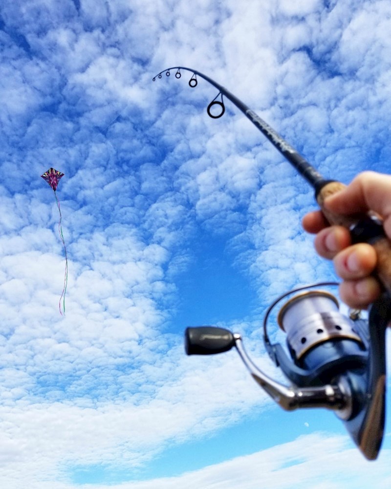 “Moja kći i ja htjeli smo pustiti zmaja ovaj vikend, ali nismo uspjeli pronaći konop, pa smo improvizirali.”