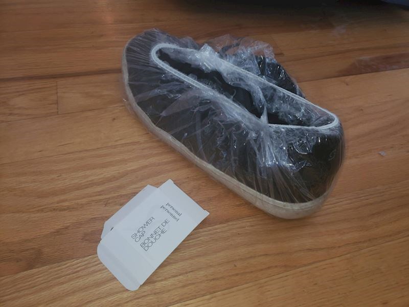 Kada pakirate cipele, zaštitite ih kapicom za tuširanje