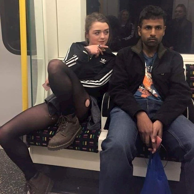 6. Pojma on nema da kraj njega sjedi zvijezda "Igre prijestolja"