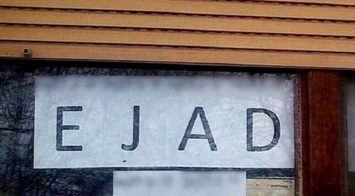 Neobičan oglas zbunio ljude na Fejsu. Iz kojeg pokušaja ste ga vi uspjeli pročitati?