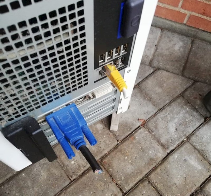 "Baka je rekla da joj ne radi novi kompjuter kojeg je sama spajala"