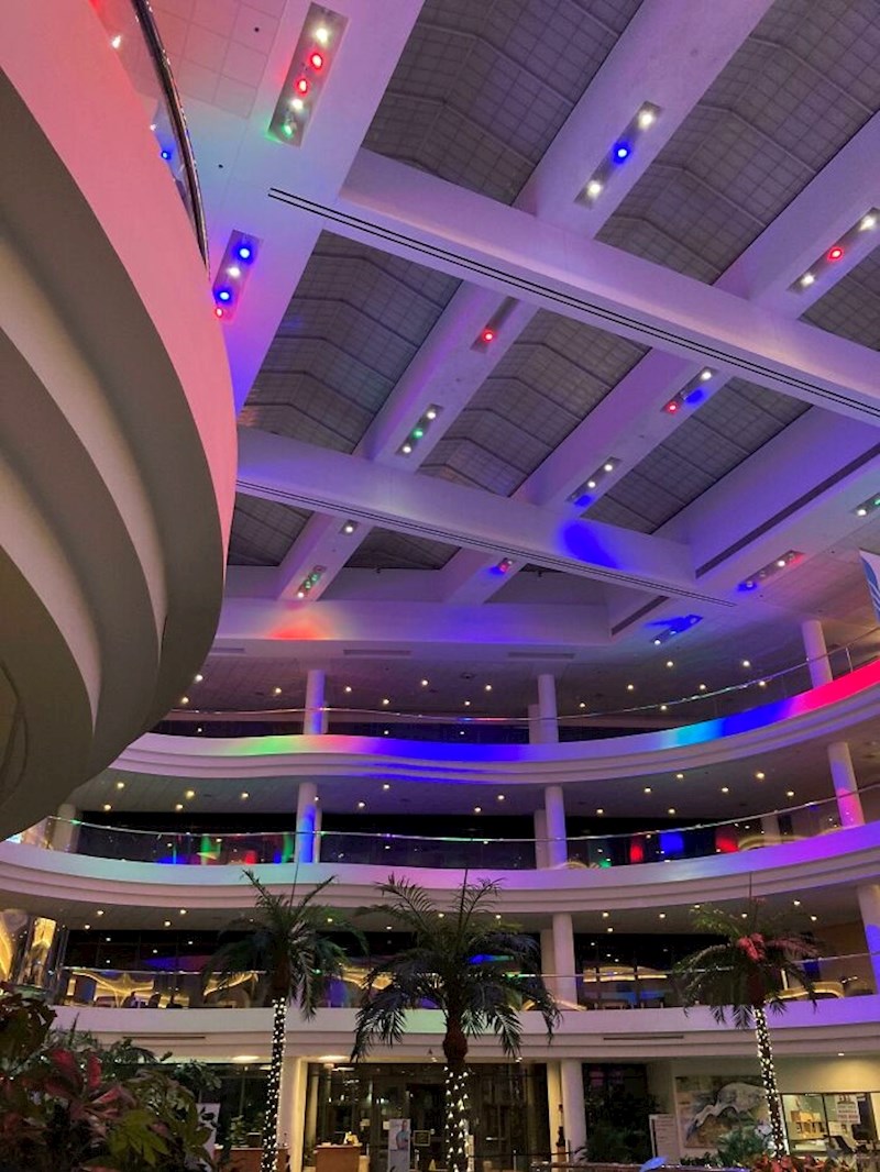 Ovo je trebao biti hotel, ali onda je odlučeno da će ipak biti bolnica!