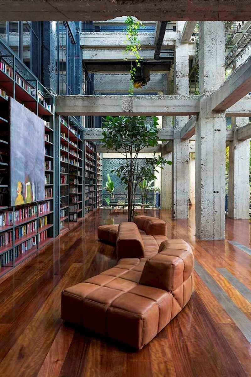 Predvorje hotela koji se smjestio unutar nekadašnje tiskare