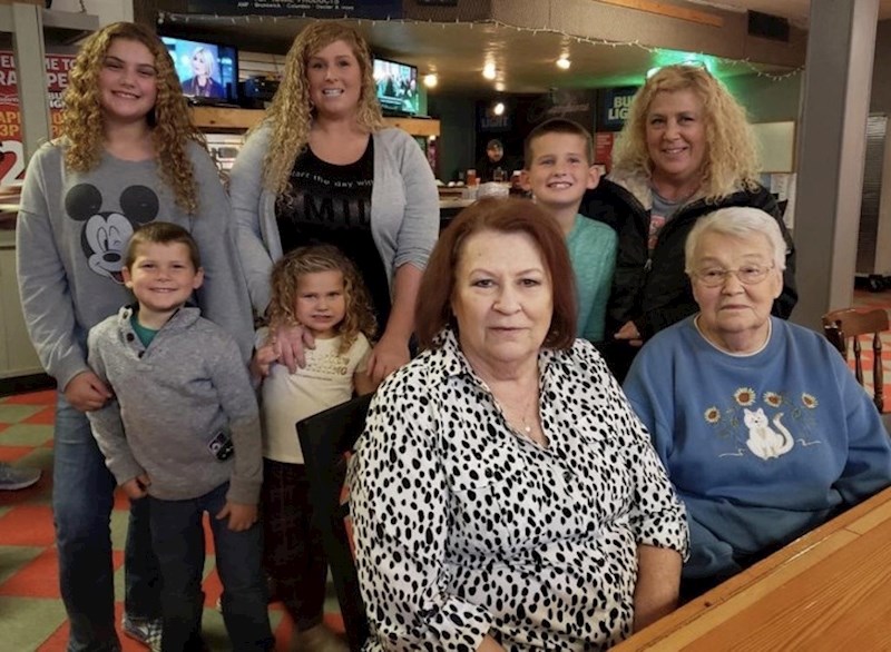 5 generacija snažnih žena