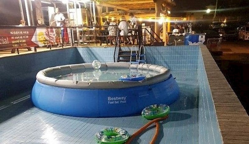 3. Bazen u prizemlju hotela dostupan svim gostima