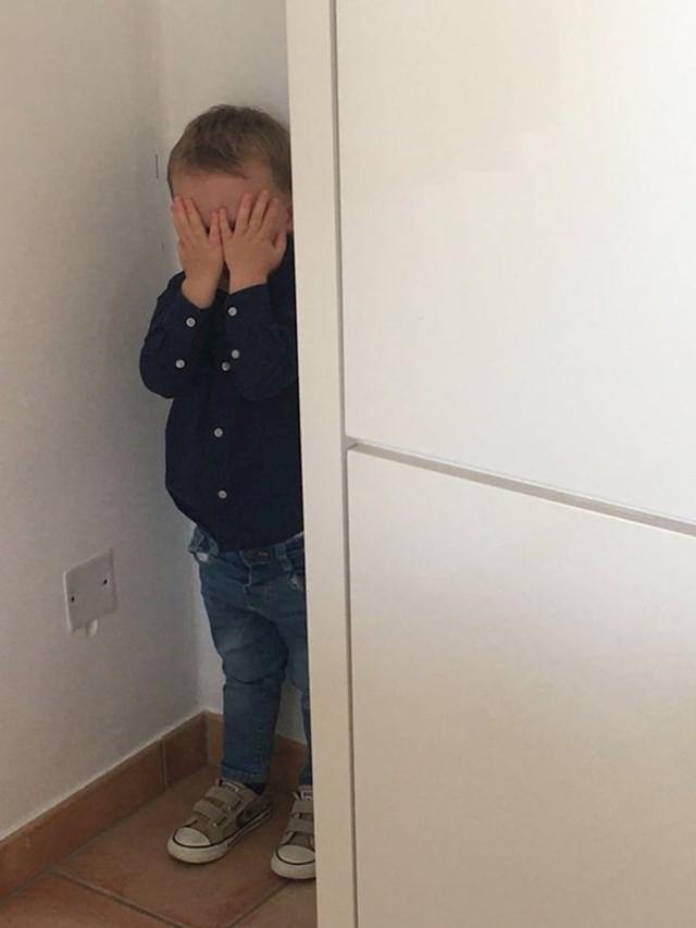 Igra skrivača na njegov način