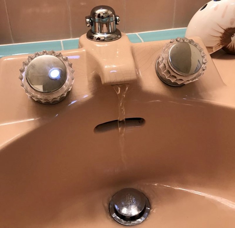 "Stalno mu curi nos..."