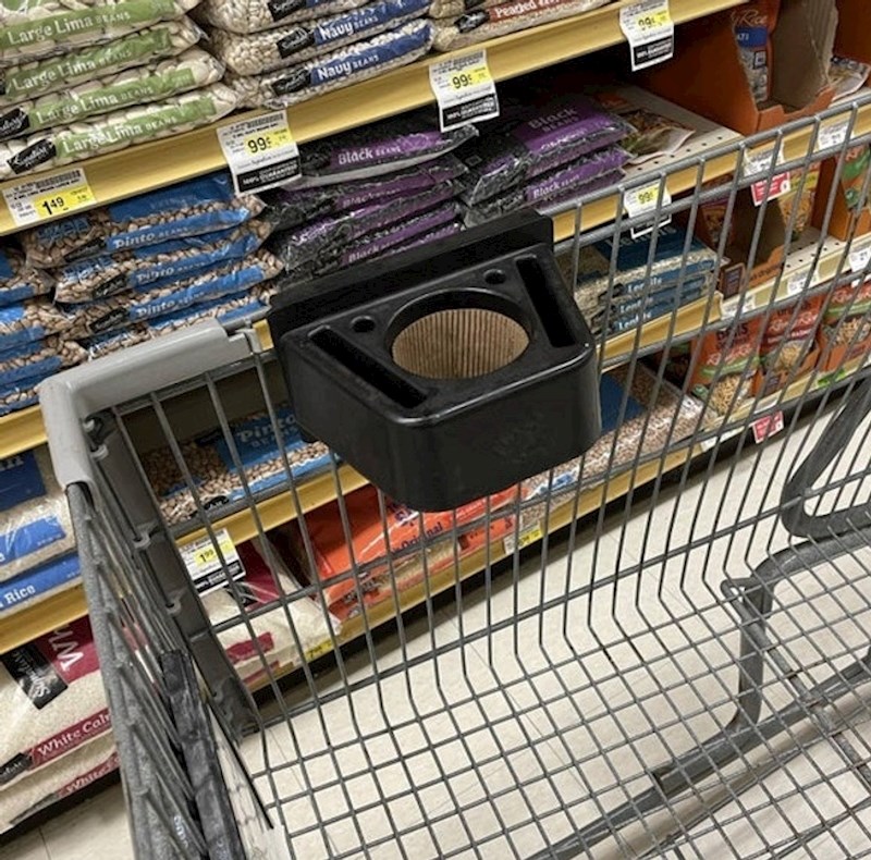 Stalak za čašu za sve koji obavljaju shopping i kavu istovremeno