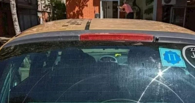 Vozačica početnica urnebesnom porukom zamolila je ostale vozače za strpljenje, ovo morate vidjeti