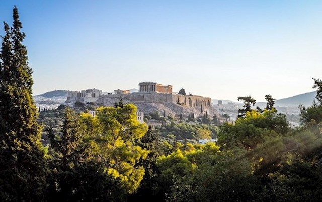 Na Akropolu ne smijete u štiklama