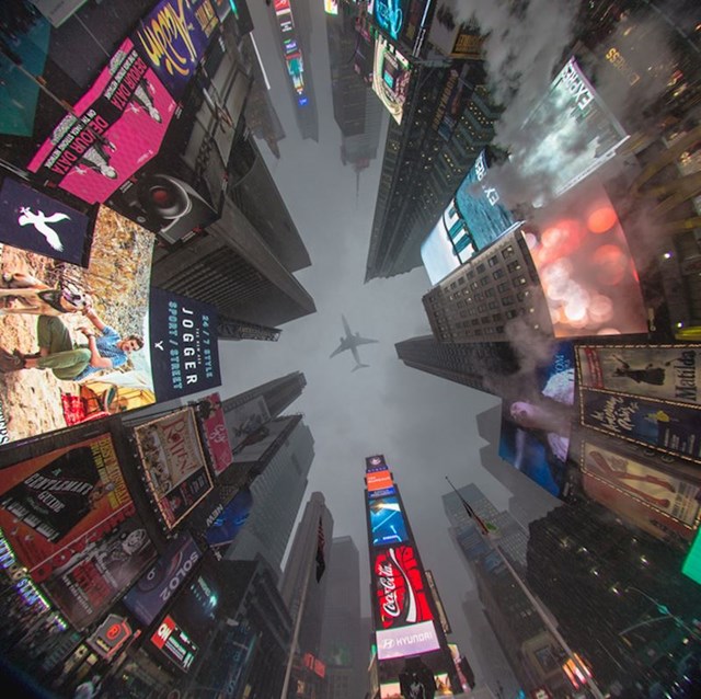 Pogled u nebo s Times Squarea
