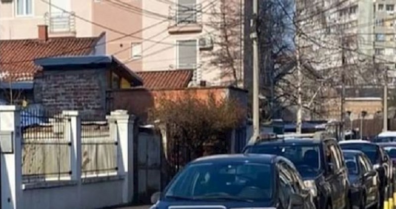 Morate vidjeti kako je netko u Beogradu "rezervirao" parking, ovoga ima samo na Balkanu