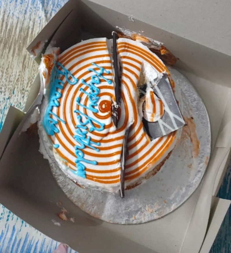 "Planirali smo iznenaditi mamu za rođendan. Onda je stigla dostava..."