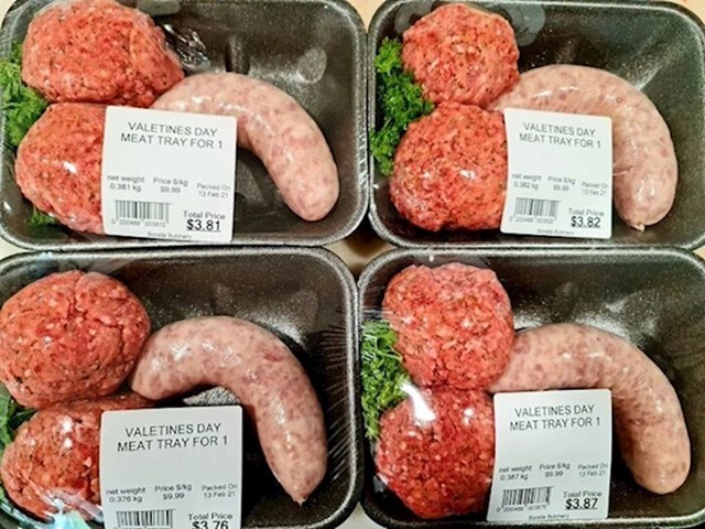 Mesna plata za jednu osobu koja se prodavala za vrijeme Valentinova
