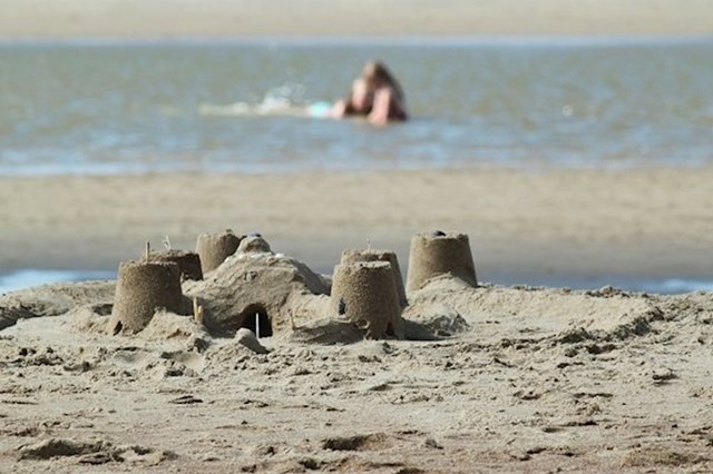 U Španjolskoj je ilegalno graditi kule od pijeska