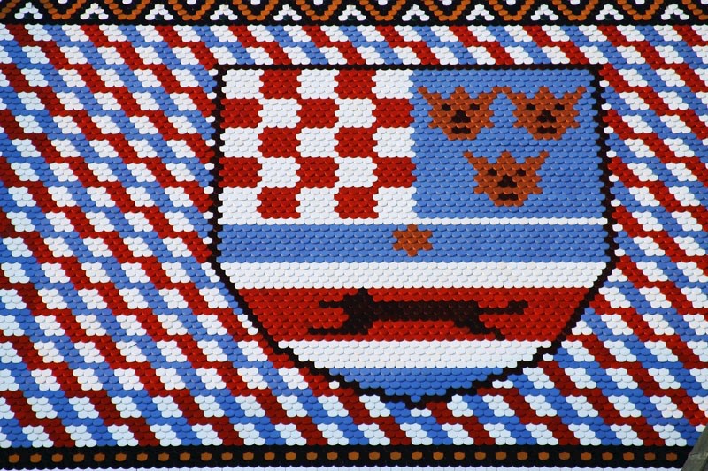 Popularnost šahovnice ne treba puno objašnjavati. Najupečatljiviji dio grba i polja koja se prepoznaju u cijelom svijetu!