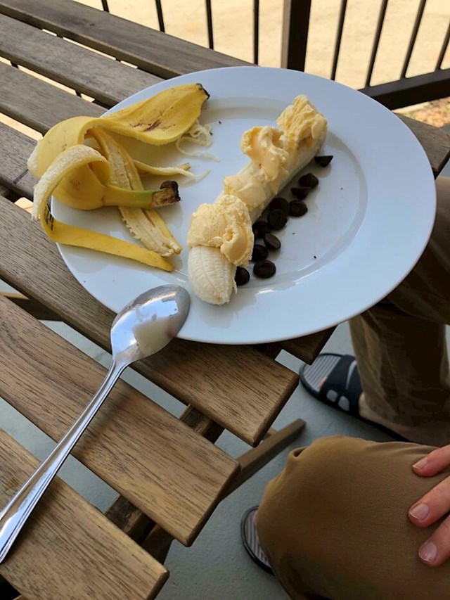 Desert i dekoracija