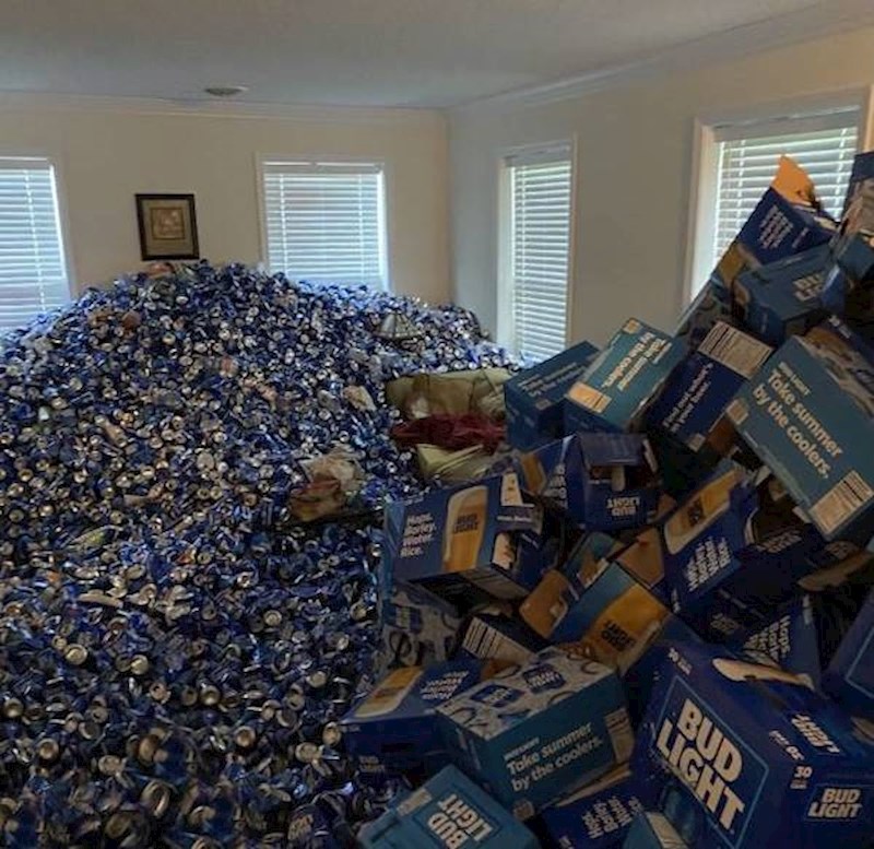 Nismo sigurni kako je nastala ova slika, ali scena je tužna