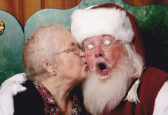 Baka ima 92 godine i nikada nije zaželjela poklon od Djeda Božićnjaka. Ove godine smo promijenili tu nepravdu