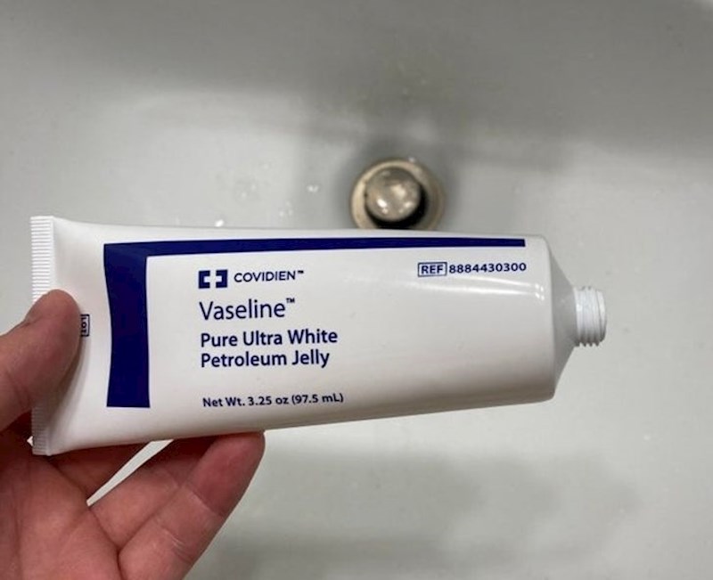 "Zamijenio sam vazelin i pastu. U moju obranu, bilo je jutro"