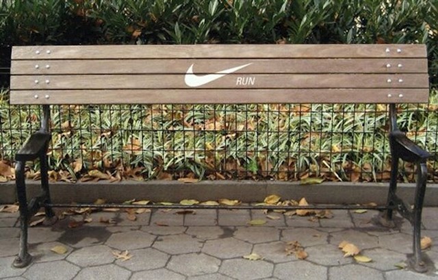 Nema sjedenja kada nosiš Nike