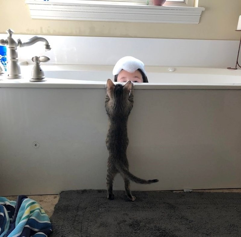 Ne mogu jedna bez druge! Čak ih ni za vrijeme kupanja ne možemo odvojiti!