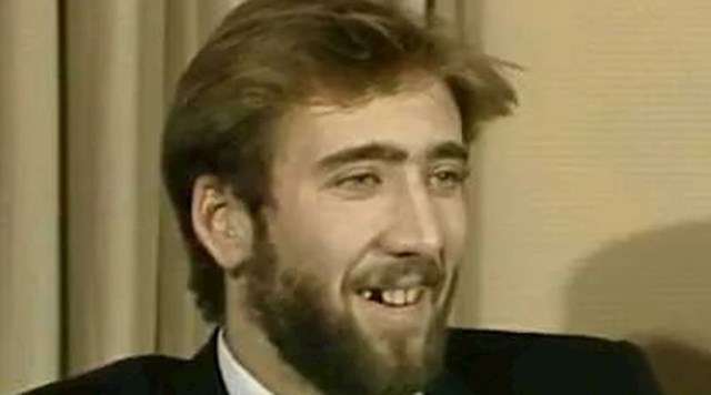 Nicolas Cage je za film "Ptičica" pristao izvaditi nekoliko zubi i to bez anestezije! Uz to je mjesec dana nosio zavoje preko cijele glave koji su mu onda uzrokovali kožne probleme...