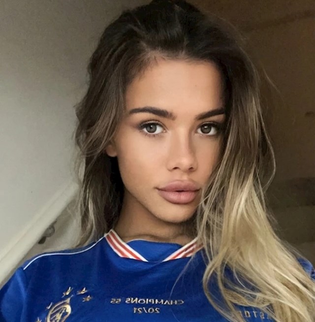 Melanie Collett - Melanie je kreatorica sadržaja za one čiji je fetiš sport. Kao navijač Rangersa F.C. ona ponižava navijače suparničkog tima Celtic F.C.