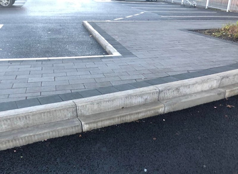 Ovdje nikako ne očekuješ stepenicu!