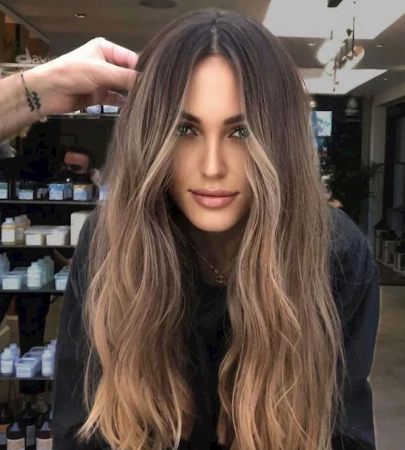 Oko joj je prošlo kroz kosu