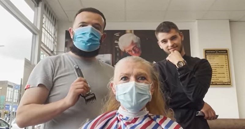 Ženi oboljeloj od teške bolesti ovi su dečki uljepšali dan jednom predivnom gestom