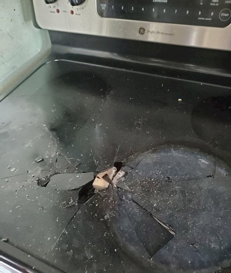 Ispala mi posuda na indukcijsku ploču