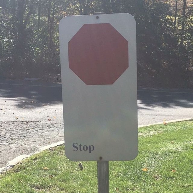 Jeste li ikada vidjeli ovakav znak "STOP"