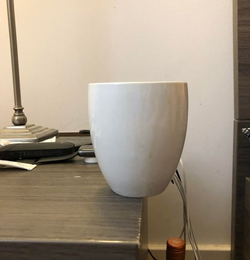 10. Cura ovako ostavlja šalicu svako jutro