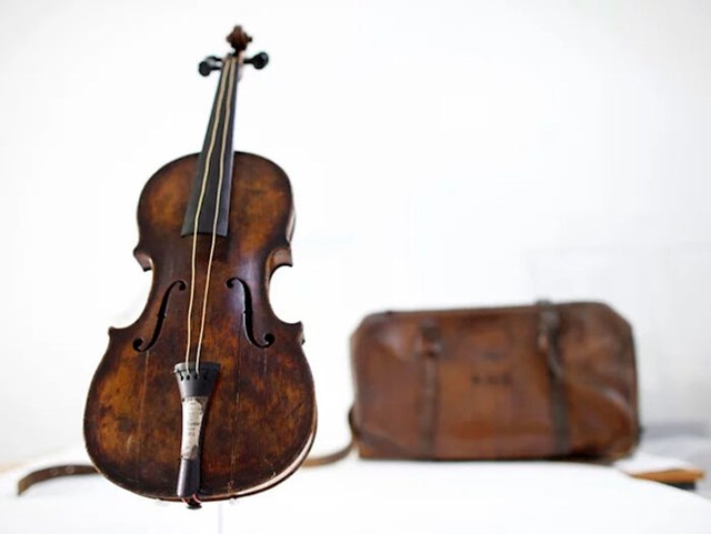 Hartley violina