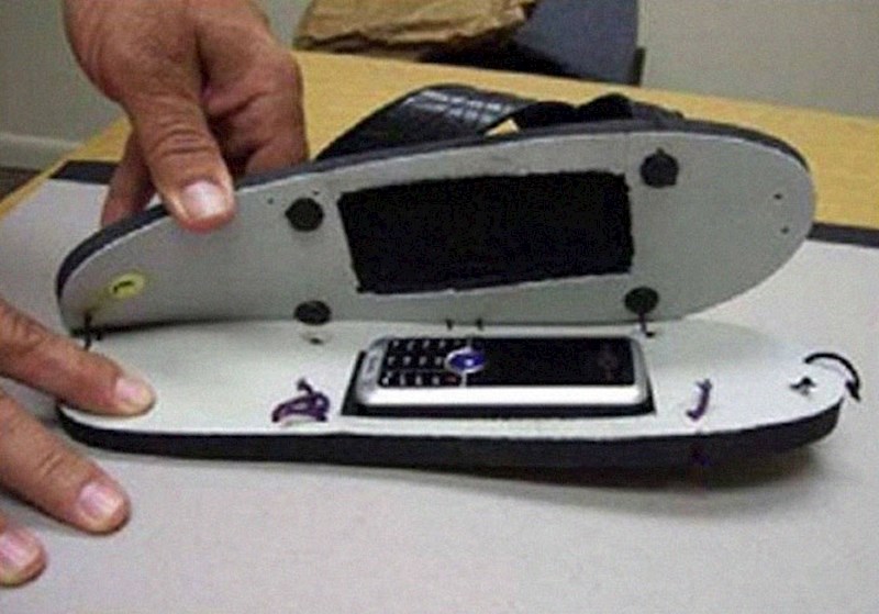 Natikče s posebnim pretincom